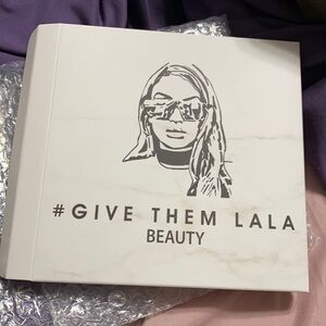 Give them Lala palette